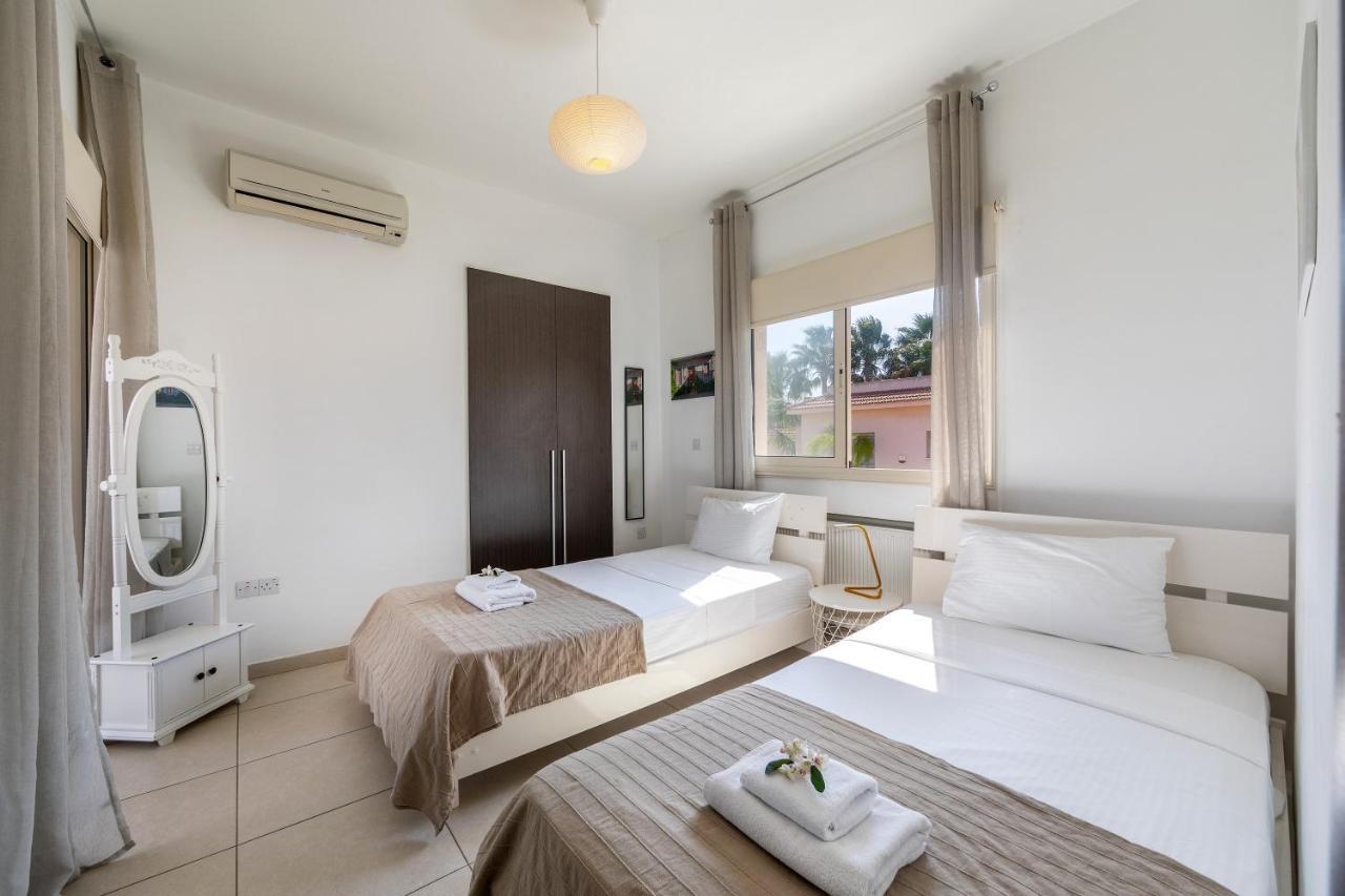 Villa Michelle 2 Protaras Bagian luar foto